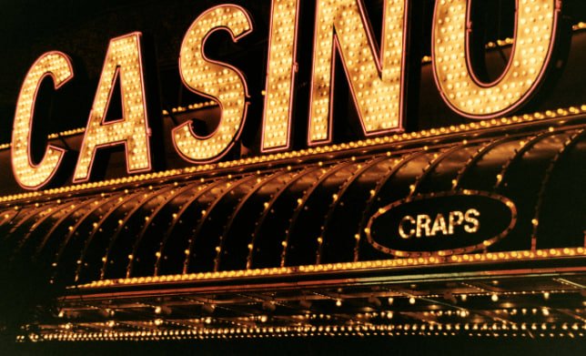 ninogaming mobile app interface showing sports and casino on a smartphone